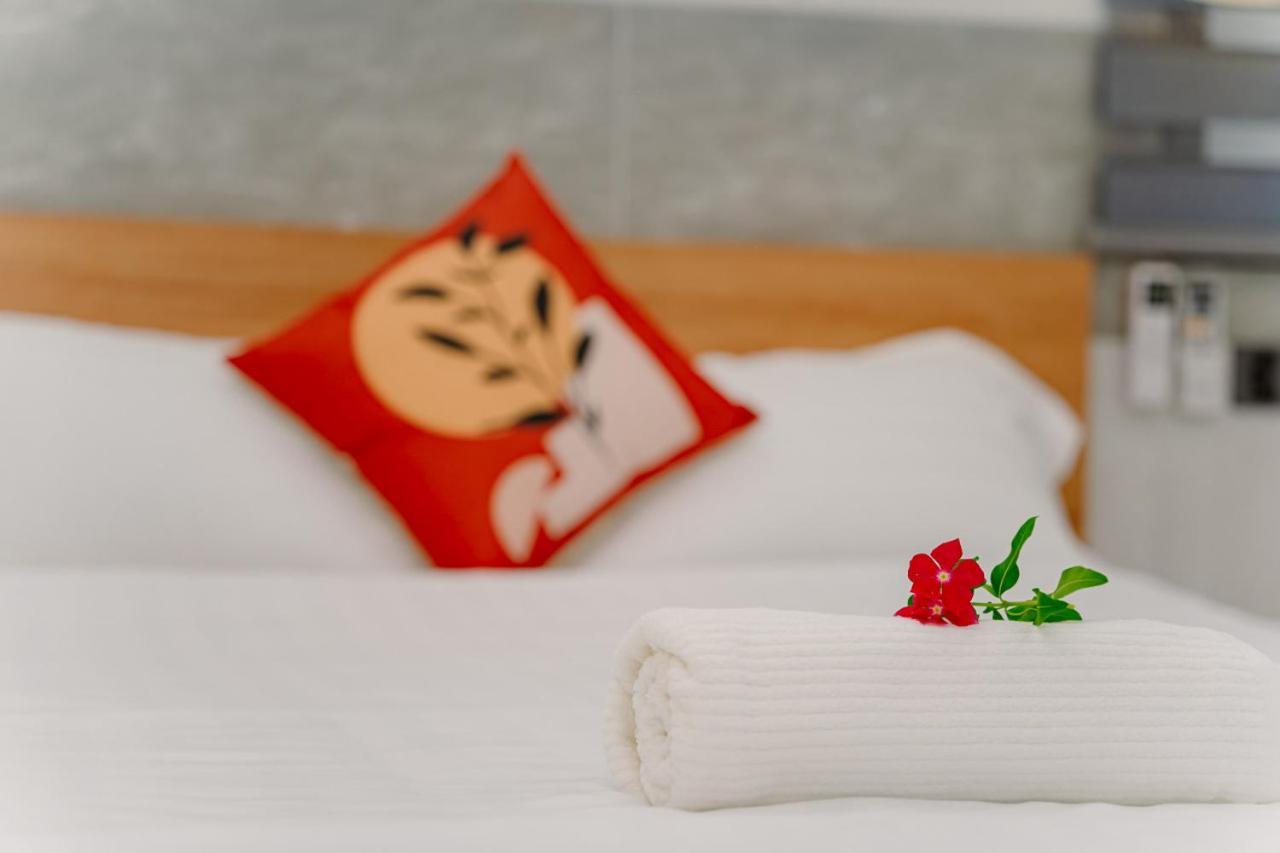 Aloha Saigon Premium Hostel By Local Travel Experts - Newly Opened, Less-Touristy Location, Spacious Rooms, Glass Shower Bathroom, Free Breakfast & Walking Tour Ciudad Ho Chi Minh  Exterior foto